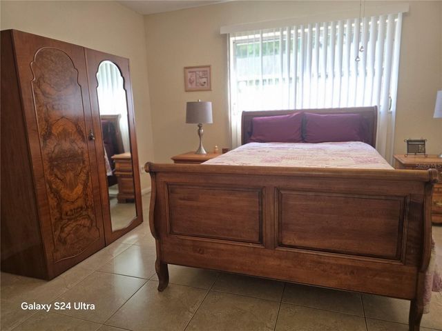 6044 22ND AVENUE N 2, St Petersburg, FL 33710