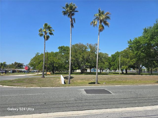 6044 22ND AVENUE N 2, St Petersburg, FL 33710