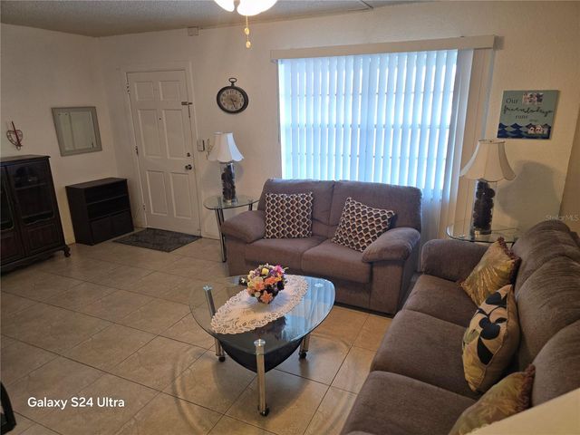 6044 22ND AVENUE N 2, St Petersburg, FL 33710