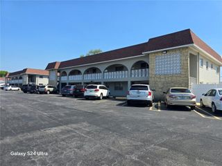 6044 22ND AVENUE N 2, St Petersburg, FL 33710