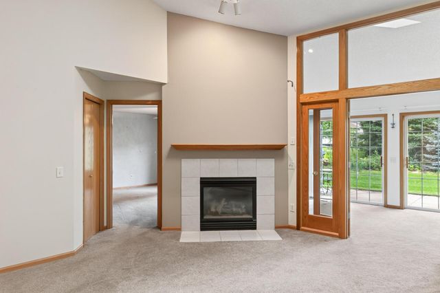 9076 212th Street W, Lakeville, MN 55044