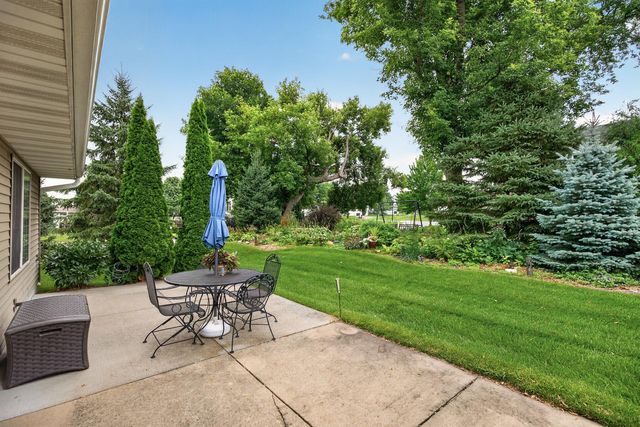 9076 212th Street W, Lakeville, MN 55044
