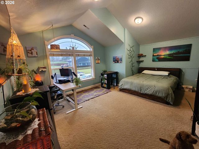 2210 Se 352ND Ave, Washougal, WA 98671