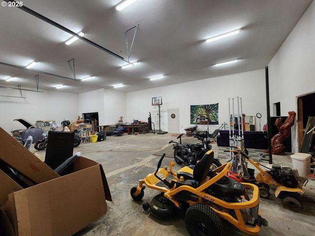 2210 Se 352ND Ave, Washougal, WA 98671