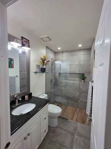 7943 Dada Drive, Gurnee, IL 60031