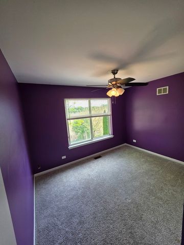 7943 Dada Drive, Gurnee, IL 60031