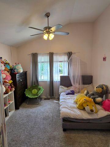 7943 Dada Drive, Gurnee, IL 60031