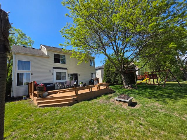 7943 Dada Drive, Gurnee, IL 60031