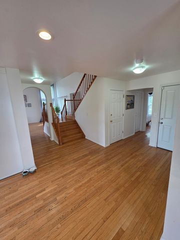 7943 Dada Drive, Gurnee, IL 60031