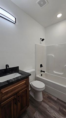 610 N Airport Road, Jonesboro, AR 72405