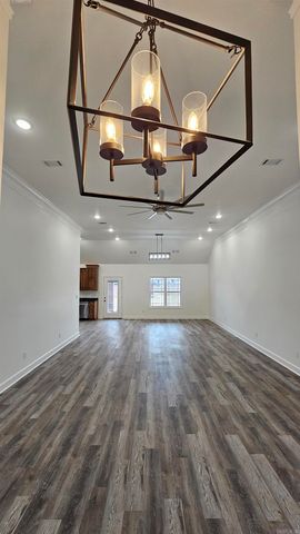 610 N Airport Road, Jonesboro, AR 72405