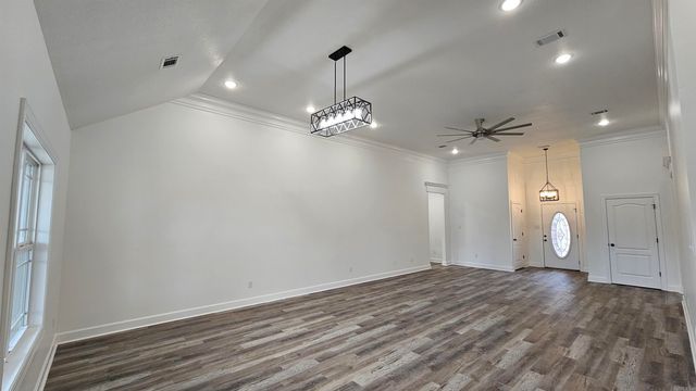 610 N Airport Road, Jonesboro, AR 72405