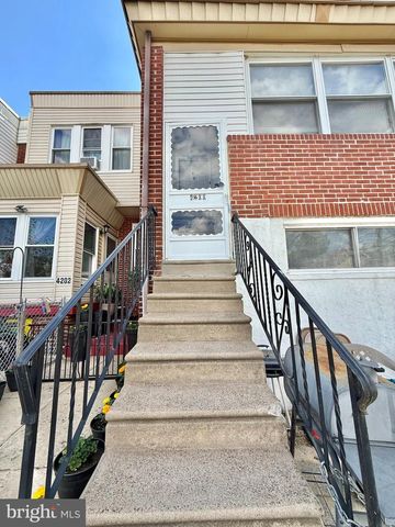 4200 RHAWN ST, Philadelphia, PA 19136