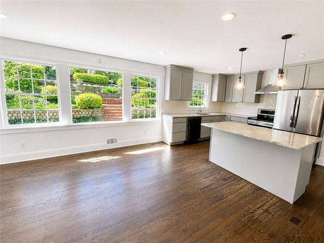 4586 Peachtree Dunwoody Road, Atlanta, GA 30342