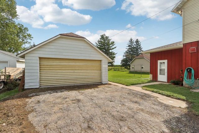 W6181 W Maple Street, Burnett, WI 53922
