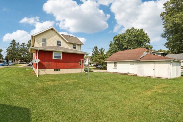 W6181 W Maple Street, Burnett, WI 53922