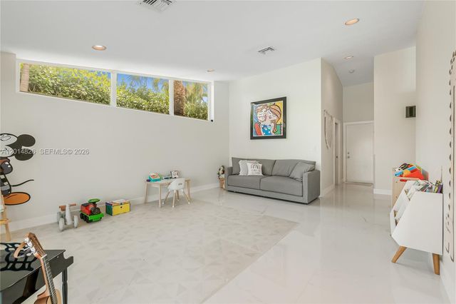 3701 Bridge Rd, Cooper City, FL 33026