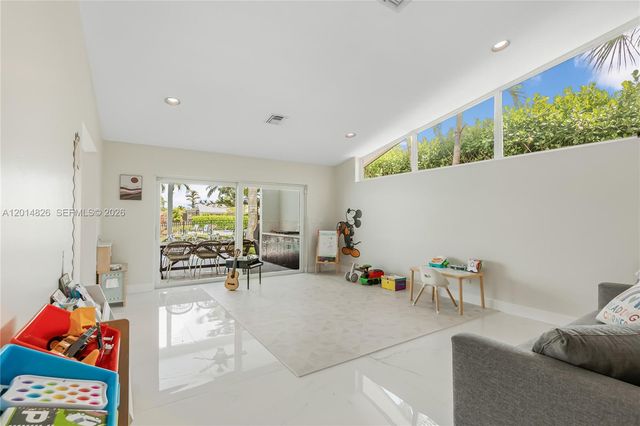 3701 Bridge Rd, Cooper City, FL 33026