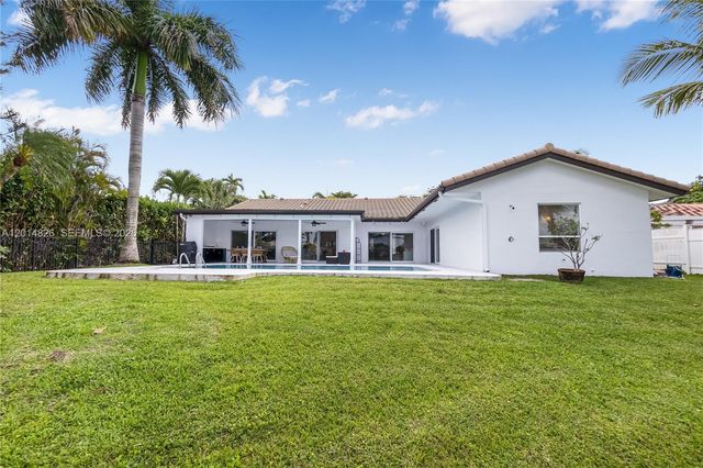 3701 Bridge Rd, Cooper City, FL 33026