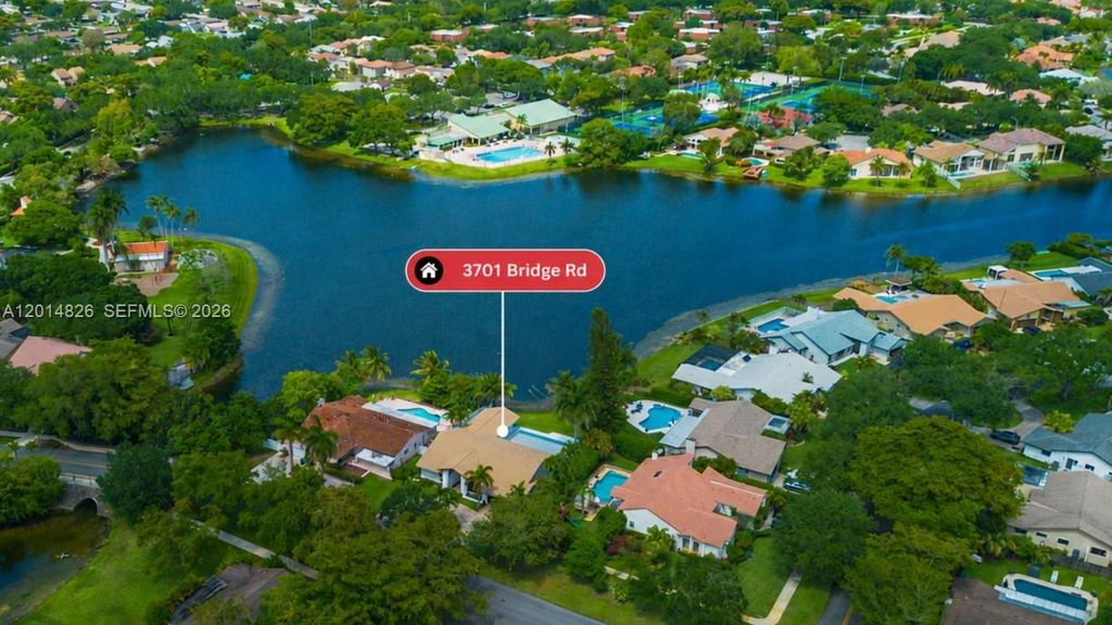 3701 Bridge Rd, Cooper City, FL 33026
