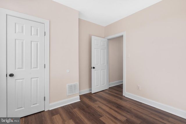 2113 S SIMPSON ST, Philadelphia, PA 19142