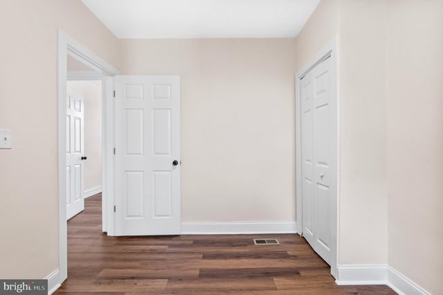 2113 S SIMPSON ST, Philadelphia, PA 19142