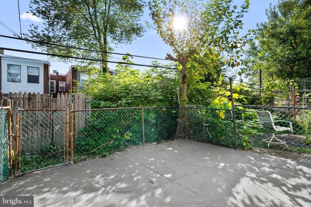 2113 S SIMPSON ST, Philadelphia, PA 19142