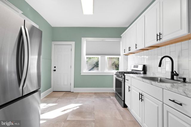 2113 S SIMPSON ST, Philadelphia, PA 19142