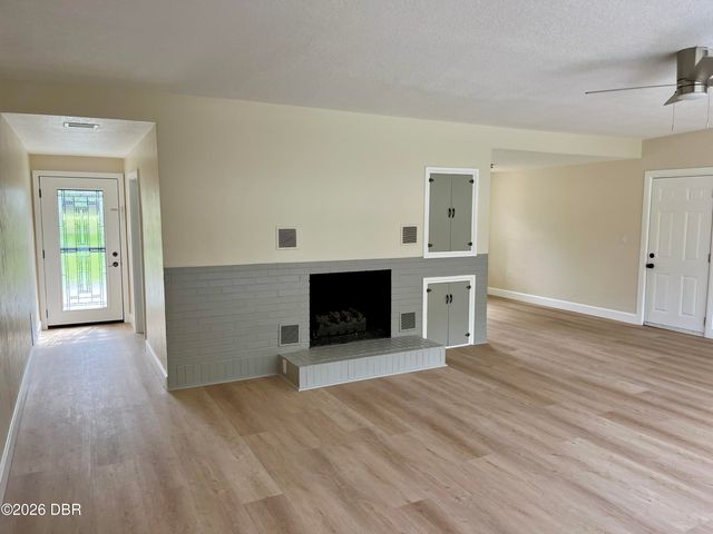 550 Queens Mirror Circle, Casselberry, FL 32707