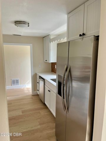 550 Queens Mirror Circle, Casselberry, FL 32707