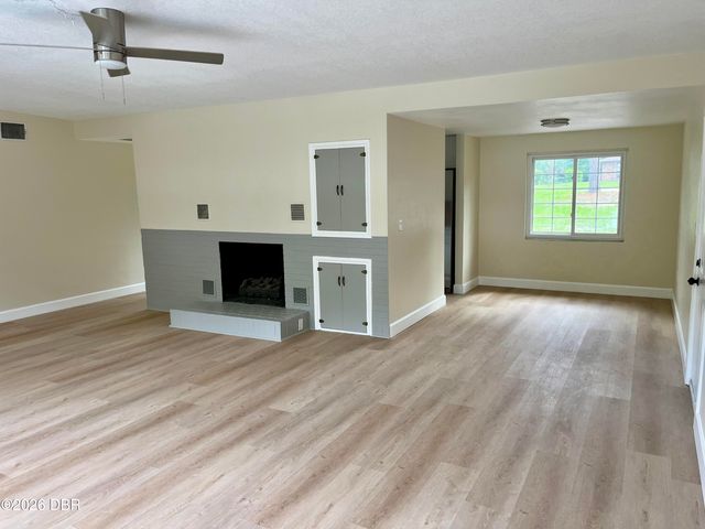550 Queens Mirror Circle, Casselberry, FL 32707