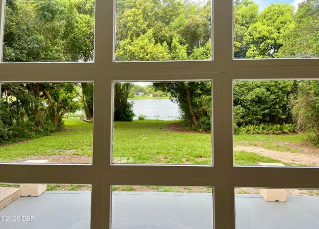 550 Queens Mirror Circle, Casselberry, FL 32707