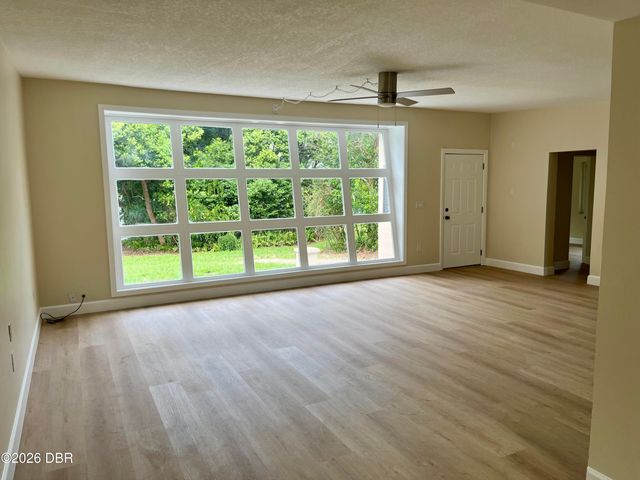 550 Queens Mirror Circle, Casselberry, FL 32707