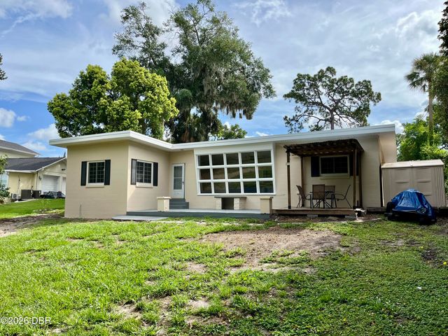 550 Queens Mirror Circle, Casselberry, FL 32707