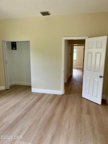 550 Queens Mirror Circle, Casselberry, FL 32707
