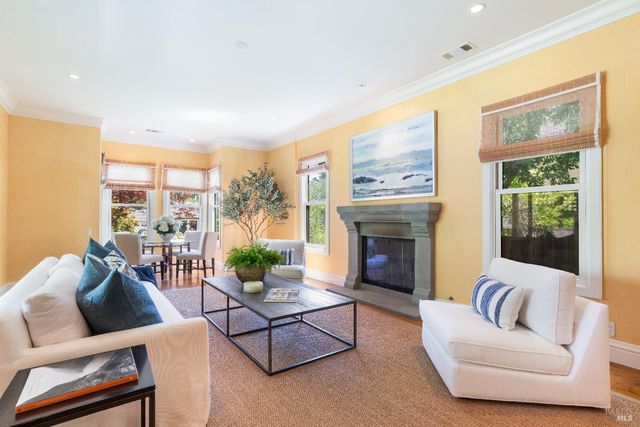 1330 Pine St, St. Helena, CA 94574