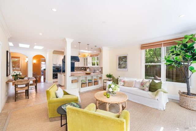 1330 Pine St, St. Helena, CA 94574