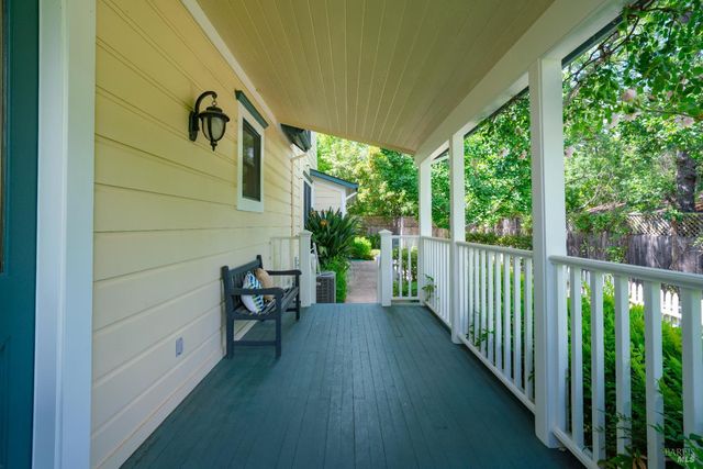 1330 Pine St, St. Helena, CA 94574