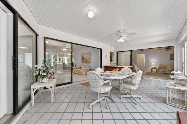 2015 BERRY ROBERTS DRIVE, Sun City Center, FL 33573