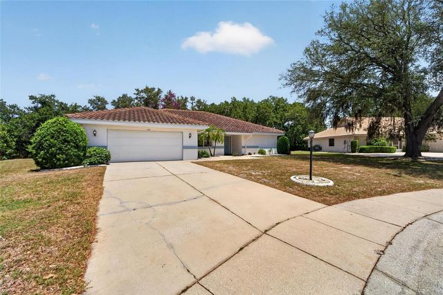 2015 BERRY ROBERTS DRIVE, Sun City Center, FL 33573