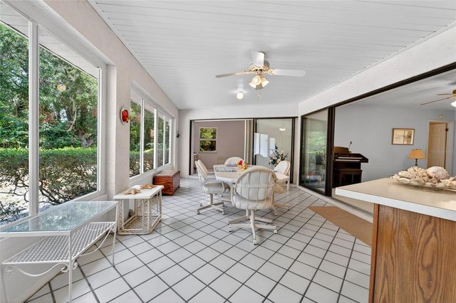 2015 BERRY ROBERTS DRIVE, Sun City Center, FL 33573