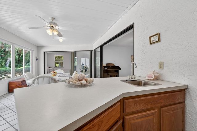 2015 BERRY ROBERTS DRIVE, Sun City Center, FL 33573