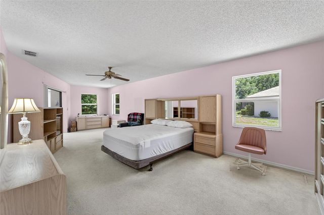 2015 BERRY ROBERTS DRIVE, Sun City Center, FL 33573