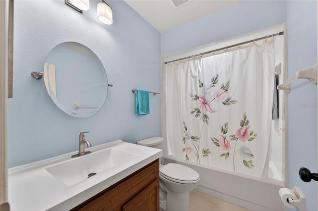 2015 BERRY ROBERTS DRIVE, Sun City Center, FL 33573