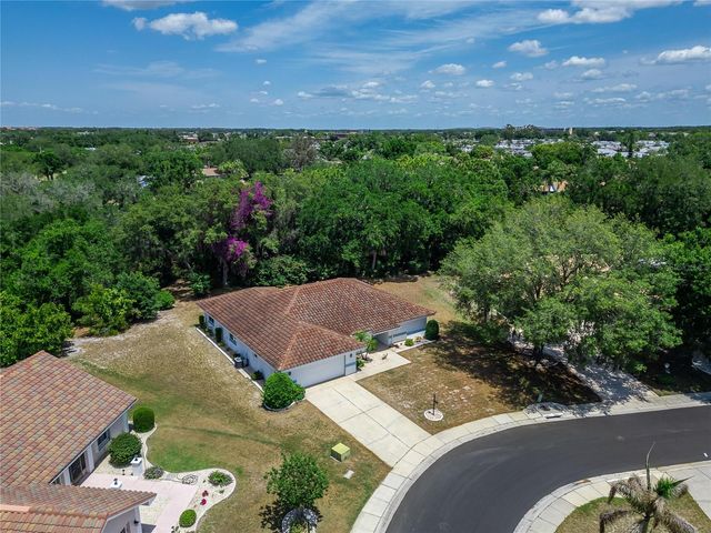 2015 BERRY ROBERTS DRIVE, Sun City Center, FL 33573
