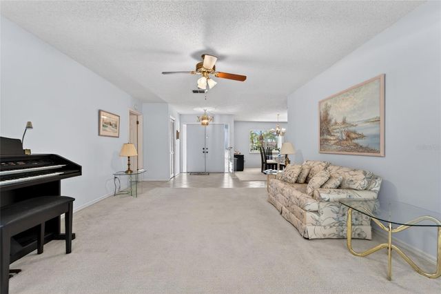 2015 BERRY ROBERTS DRIVE, Sun City Center, FL 33573