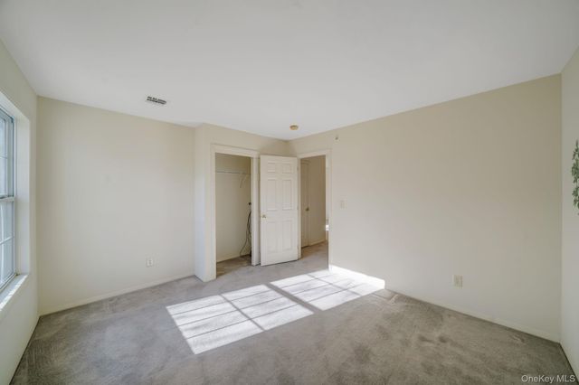 11 Cranberry Circle, Medford, NY 11763