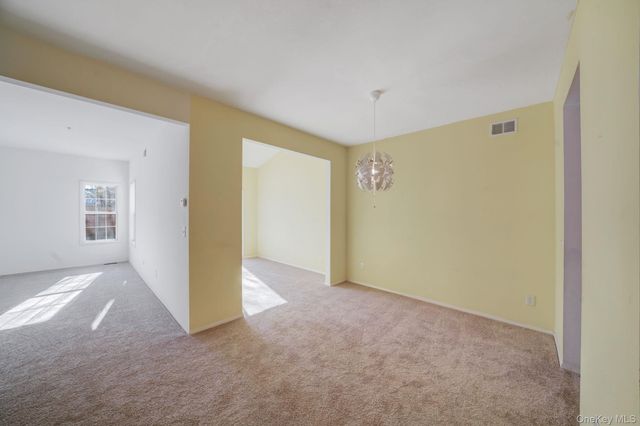 11 Cranberry Circle, Medford, NY 11763