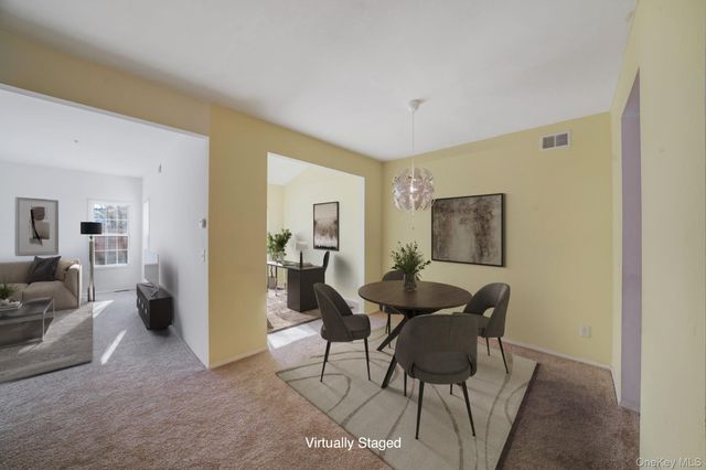 11 Cranberry Circle, Medford, NY 11763