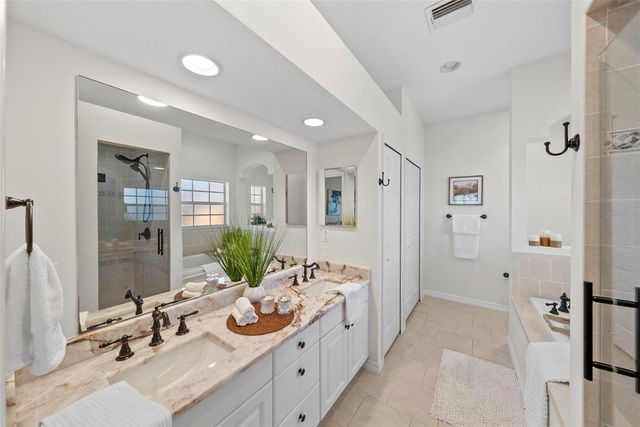 350 47TH AVENUE N, St Petersburg, FL 33703